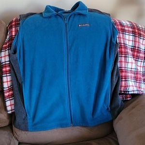 Columbia fleece vest